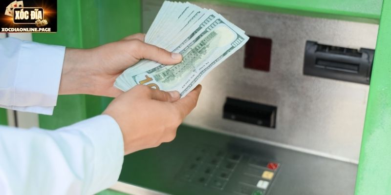 Công nghệ ngân hàng số trong rút tiền trực tuyến